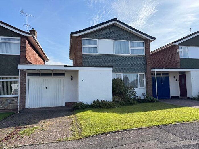 3 Bedroom House For Sale In Thornbury, Nr Bristol, BS35