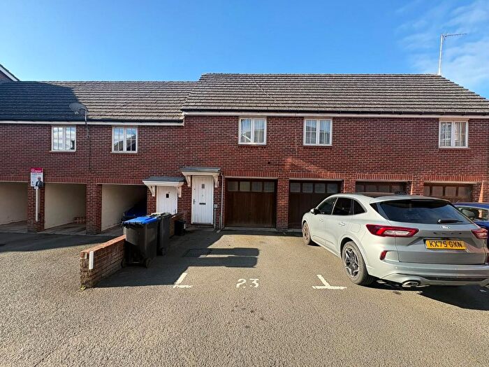 2 Bedroom Maisonette To Rent In Hardwick Hall Way, Daventry, NN11