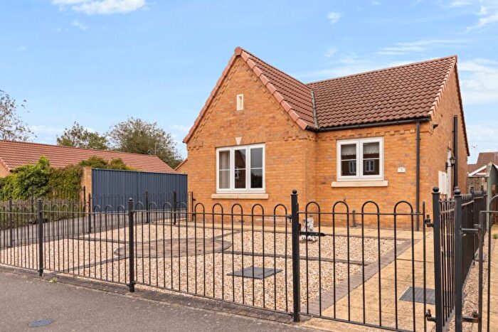 2 Bedroom Bungalow For Sale In Roman Way, Caistor, Market Rasen, LN7
