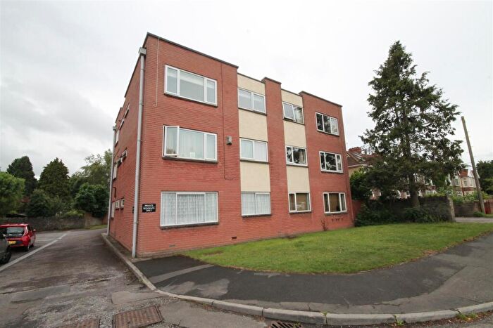 2 Bedroom Flat To Rent In Bradley Court Downend Road Bristol, BS16
