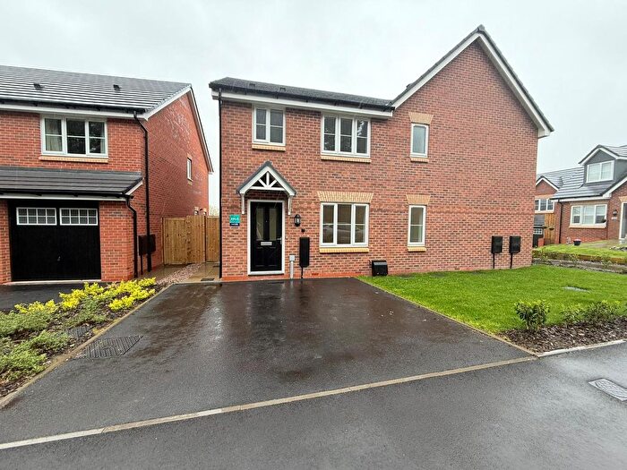 3 Bedroom End Of Terrace House To Rent In Florin Gardens, Market Drayton, TF9
