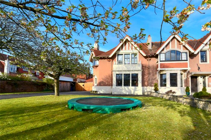 3 Bedroom House For Sale In Bentinck Drive, Troon, South Ayrshire, KA10