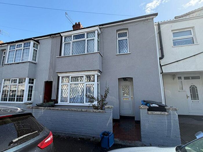 5 Bedroom Terraced House For Sale In Holland Road, Luton, LU3