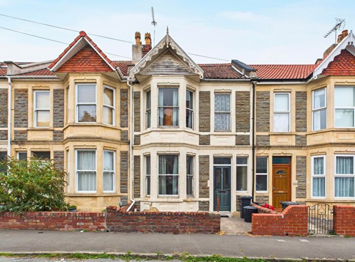 3 Bedroom Terraced House For Sale In Somerset Road, Knowle, Bristol, BS4