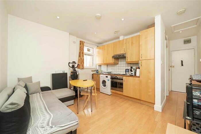 1 Bedroom Flat For Sale In Cricklewood Broadway, Cricklewood, NW2