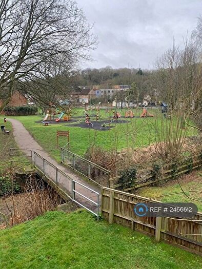 2 Bedroom Flat To Rent In Station Road, Loudwater, High Wycombe, HP10