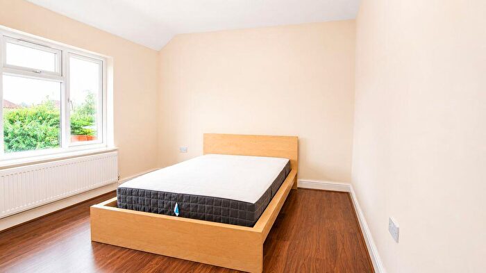3 Bedroom House To Rent In Montagu Road, N9