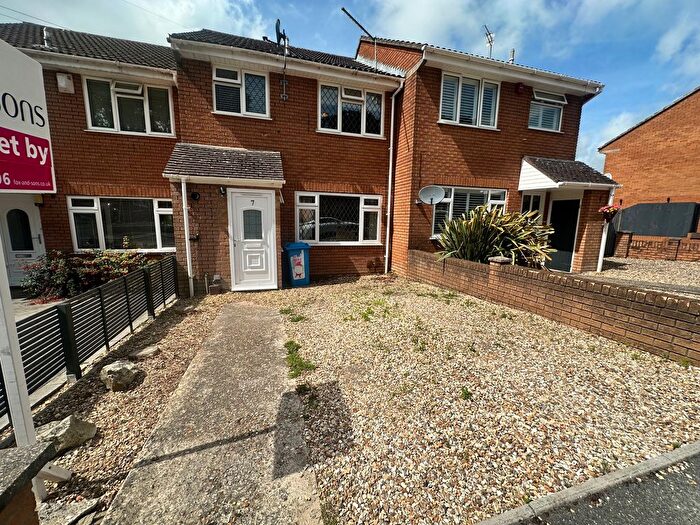 3 Bedroom Property To Rent In Sandpiper Close, Poole, BH17