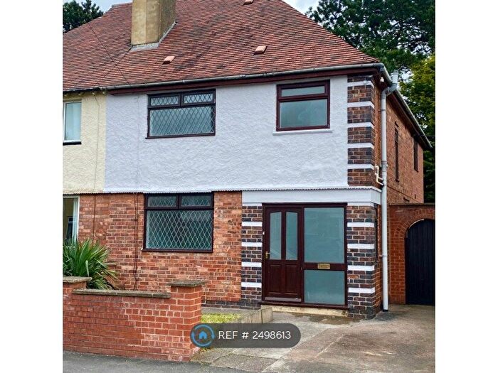 3 Bedroom Semi Detached House To Rent In Rowditch Avenue, Derby, DE22