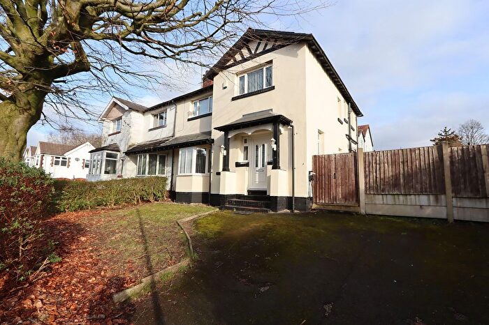 3 Bedroom Property To Rent In Bland Road, Prestwich, M25