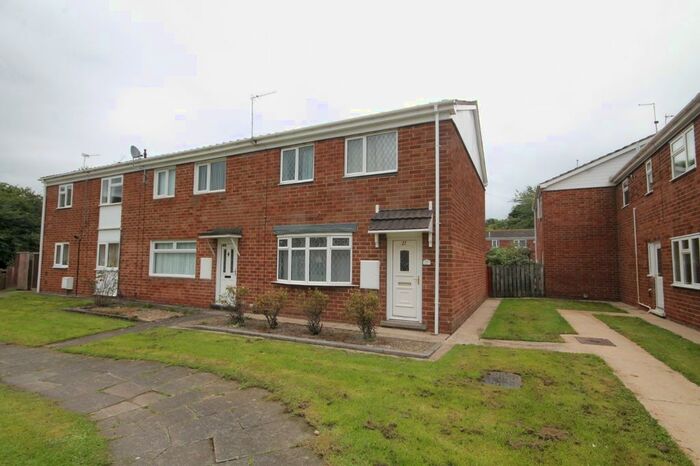 3 Bedroom End Of Terrace House To Rent In Eltham Crescent, Thornaby, Stockton-On-Tees, Durham, TS17