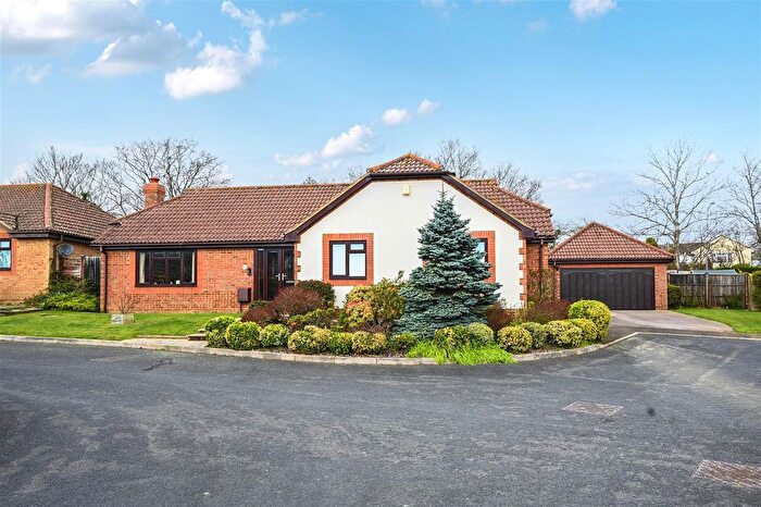 3 Bedroom Bungalow For Sale In Fairfield Chase, Bexhill-On-Sea, TN39