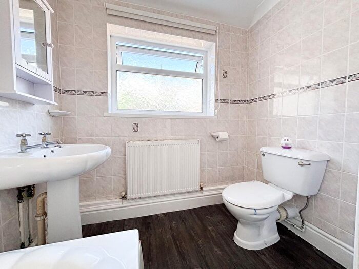 1 Bedroom Flat To Rent In Hengrove Road, Bristol, BS4