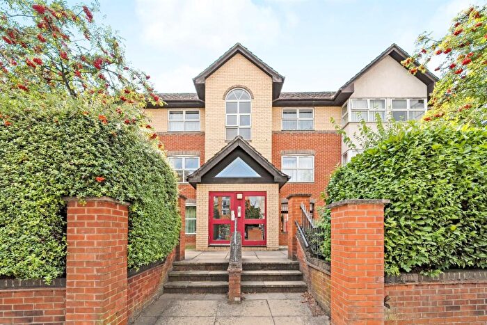 2 Bedroom Apartment To Rent In Kings Road, Reading, RG1