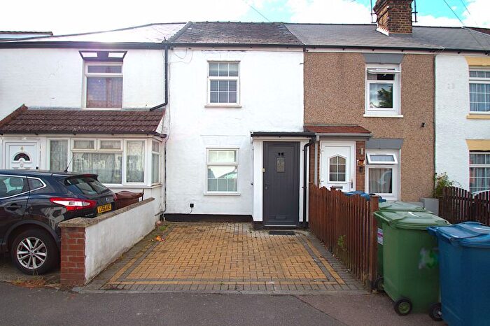 2 Bedroom Terraced House To Rent In Headstone Lane, Harrow, HA3