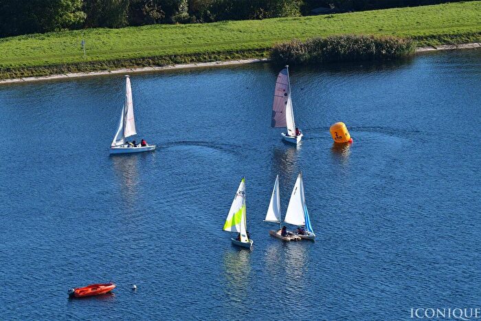 2 Bedroom Flat For Sale In Goodchild Road, London, N4