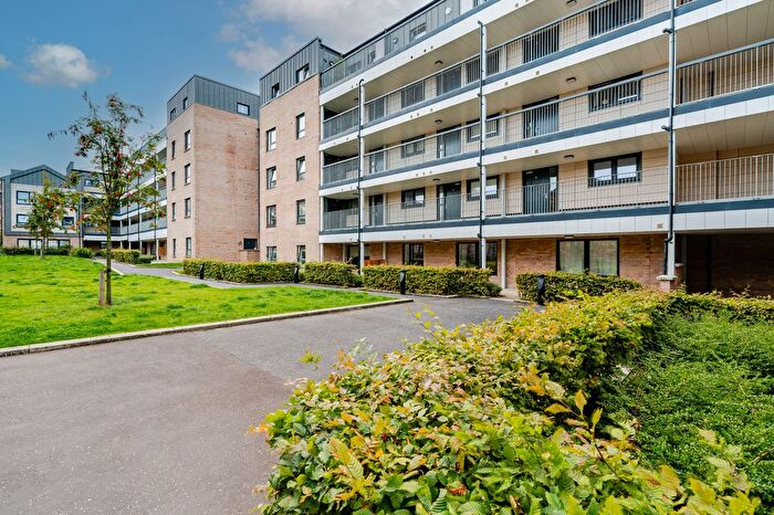 2 Bedroom Flat For Sale In Flat, Shrubhill Walk, Leith Walk, Edinburgh, EH7
