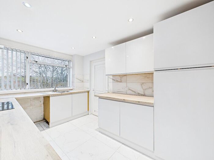 3 Bedroom Terraced House To Rent In Calderwood Gardens, Calderwood, East Kilbride, G74