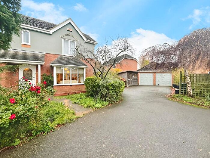 4 Bedroom Detached House For Sale In Chestnut Lane, Kingsnorth, TN23