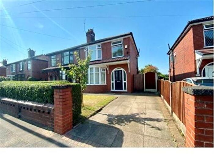 3 Bedroom Semi-Detached House To Rent In Nuthurst Road, Manchester, M40