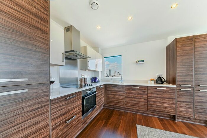 1 Bedroom Flat To Rent In Albany Road, London, SE5