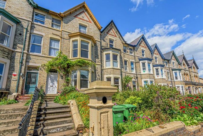 6 Bedroom Terraced House For Sale In Trinity Road, Scarborough, YO11