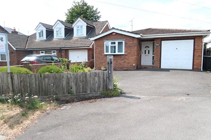 3 Bedroom Bungalow For Sale In Pitts Lane, Earley, Reading, RG6