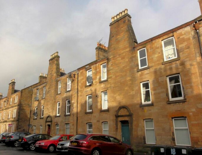 2 Bedroom Flat To Rent In Bruce Street, Stirling, FK8