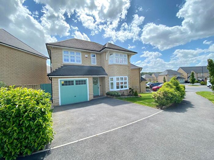 4 Bedroom House To Rent In Bletchley Road, Horsforth, Leeds, LS18