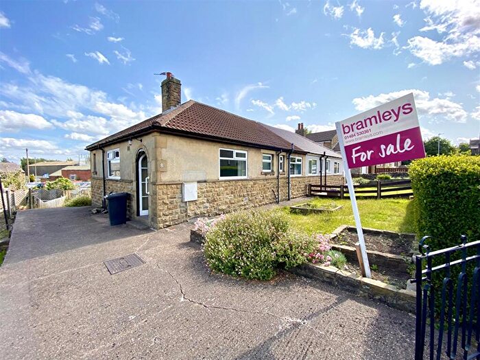 3 Bedroom Semi-Detached Bungalow For Sale In Hob Lane, Crosland Moor, Huddersfield, HD4