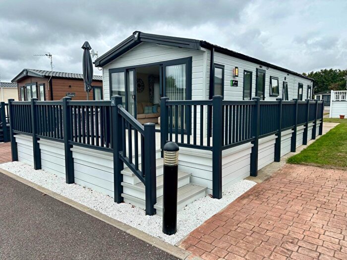 2 Bedroom Lodge For Sale In Southport New Rd, Southport, PR9