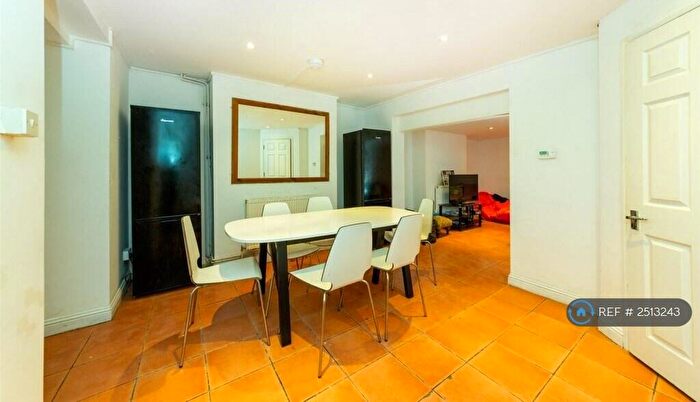 6 Bedroom Terraced House To Rent In Lewes Road, Brighton, BN2