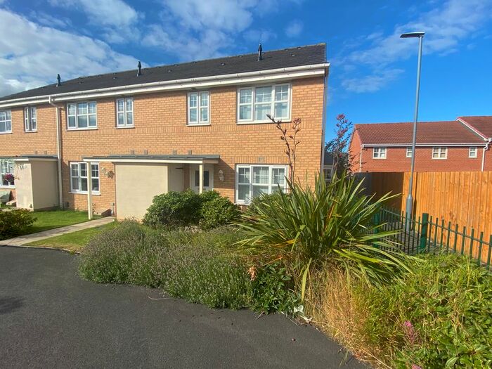 2 Bedroom End Of Terrace House To Rent In New Earswick Street, Stockton On Tees, TS19