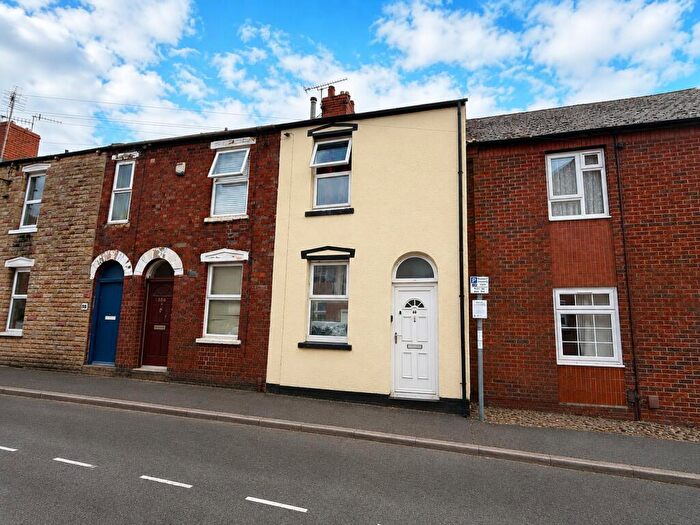 2 Bedroom Terraced House For Sale In St Hughs Street, Lincoln, LN2