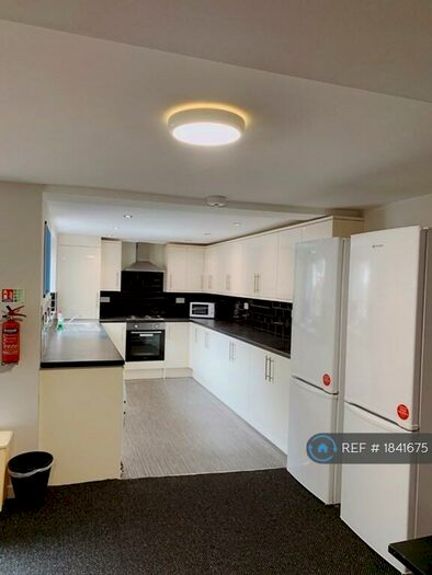 6 Bedroom Terraced House To Rent In Hall Lane, Liverpool, L7