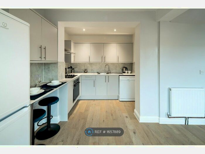 5 Bedroom Semi-Detached House To Rent In Filton Avenue, Horfield, Bristol, BS7