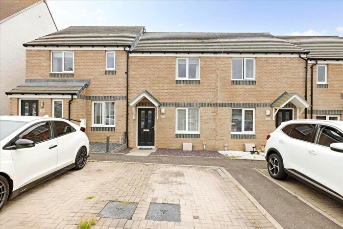 2 Bedroom Terraced House For Sale In Limefield Gardens, Gorebridge, EH23