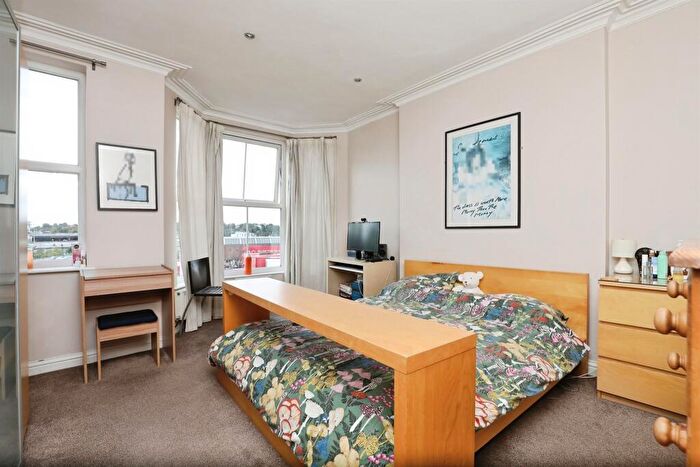 3 Bedroom End Of Terrace House For Sale In Thorpe Road, Norwich, NR1