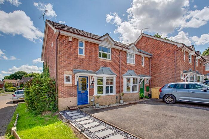 2 Bedroom End Of Terrace House For Sale In Scholars Way, Amersham, Buckinghamshire, HP6