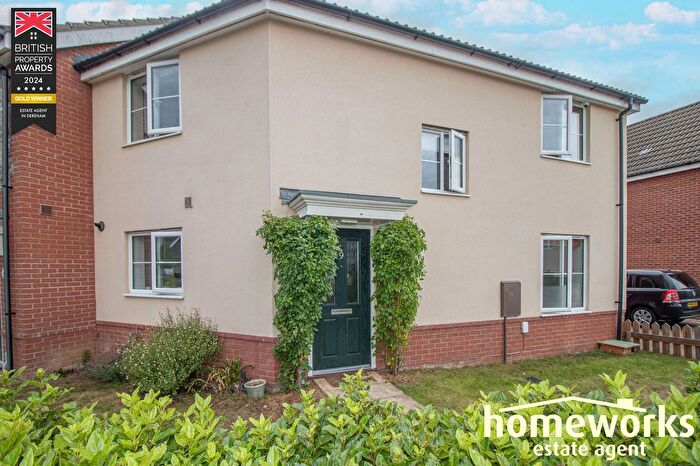 3 Bedroom End Of Terrace House For Sale In Hornbeam Drive, Dereham, NR20