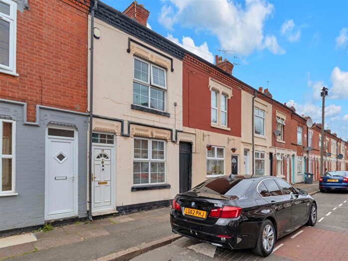 2 Bedroom Terraced House For Sale In Luther Street, Leicester, LE3