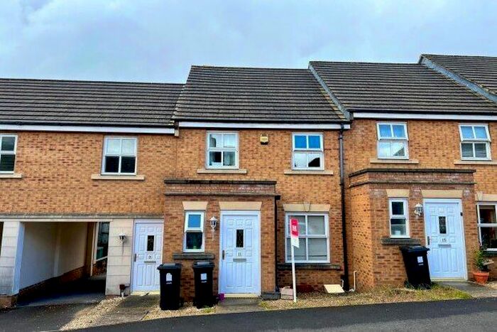 3 Bedroom Property To Rent In Trellick Walk, Bristol, BS16