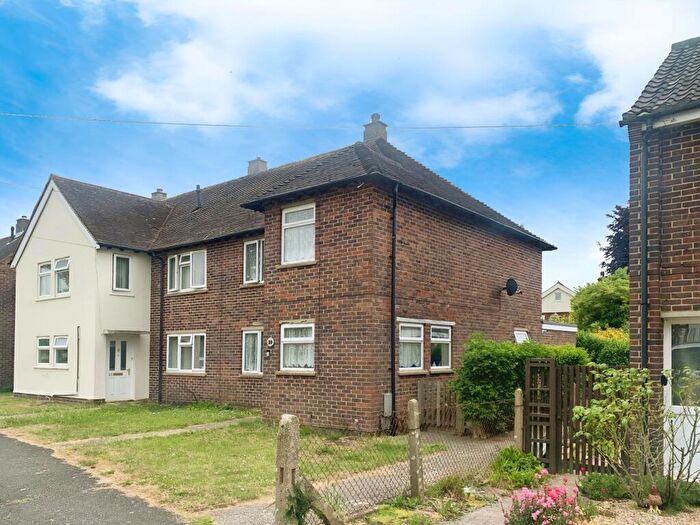3 Bedroom Terraced House To Rent In Longlands Road, Emsworth, PO10