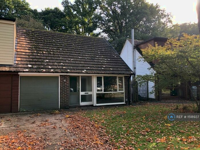 3 Bedroom Semi-Detached House To Rent In Post Horn Close, Forest Row, RH18