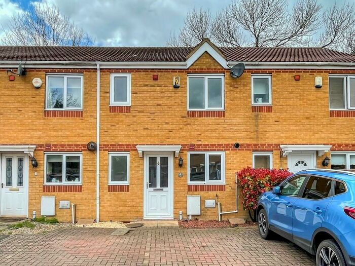 3 Bedroom Terraced House To Rent In Brookes Mews, Earls Barton, NN6