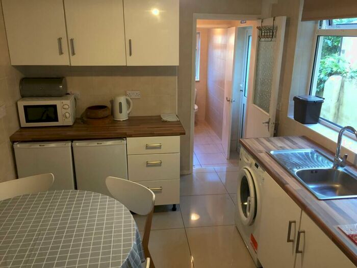 4 Bedroom Terraced House To Rent In Cottrell Road, Roath, CF24