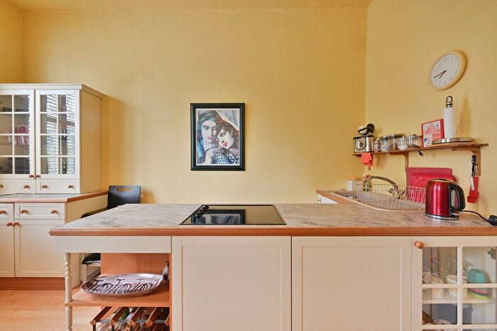 1 Bedroom Flat For Sale In Ranelagh Road, Pimlico, London, SW1V