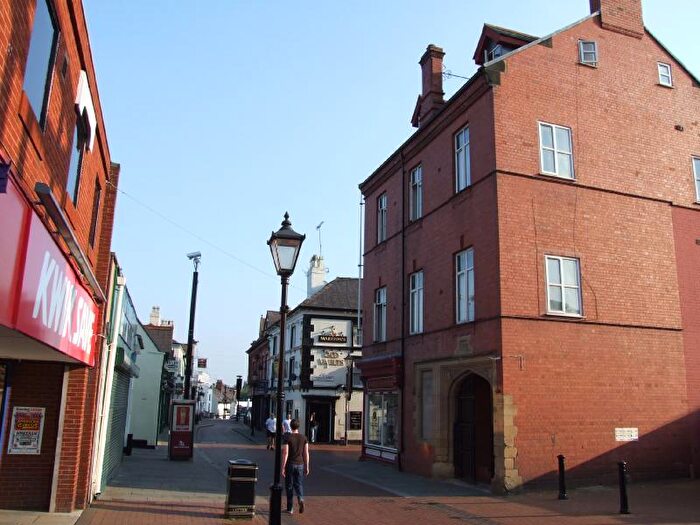 1 Bedroom Flat To Rent In Chester Street, Wrexham, LL13