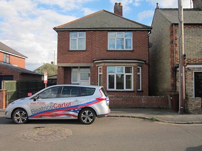 3 Bedroom Detached House To Rent In Field Terrace Road Newmarket, CB8