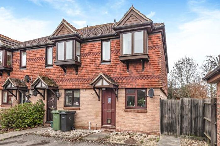 2 Bedroom Terraced House To Rent In Washford Glen, Didcot, OX11